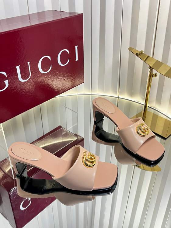 Picture of Gucci Shoes _SKUGuccisz35-42mnq01107521